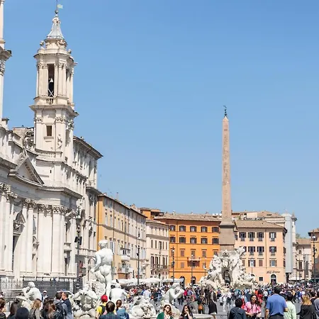 Sonder - Piazza Dell'orologio 아파트호텔 3*