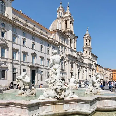Sonder - Piazza Dell'orologio 3*